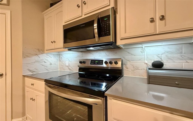 2315 Willow Wood Trail, Oak Ridge, TX 75161, 4 Bedrooms Bedrooms, ,2 BathroomsBathrooms,Residential,For Sale,2315 Willow Wood Trail,20894449