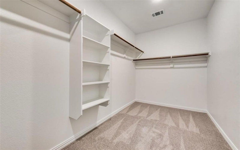 2315 Willow Wood Trail, Oak Ridge, TX 75161, 4 Bedrooms Bedrooms, ,2 BathroomsBathrooms,Residential,For Sale,2315 Willow Wood Trail,20894449