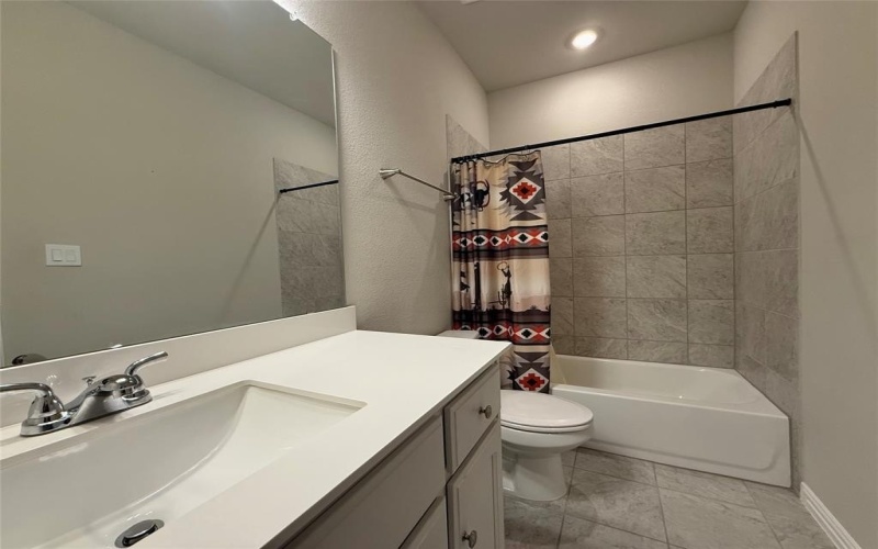 2315 Willow Wood Trail, Oak Ridge, TX 75161, 4 Bedrooms Bedrooms, ,2 BathroomsBathrooms,Residential,For Sale,2315 Willow Wood Trail,20894449