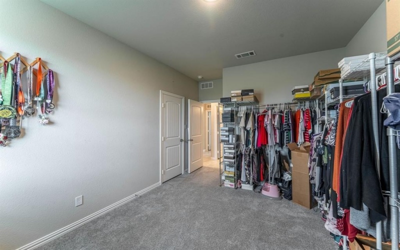 2315 Willow Wood Trail, Oak Ridge, TX 75161, 4 Bedrooms Bedrooms, ,2 BathroomsBathrooms,Residential,For Sale,2315 Willow Wood Trail,20894449