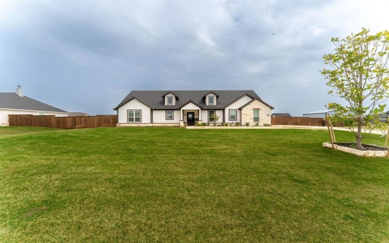 2315 Willow Wood Trail, Oak Ridge, TX 75161, 4 Bedrooms Bedrooms, ,2 BathroomsBathrooms,Residential,For Sale,2315 Willow Wood Trail,20894449