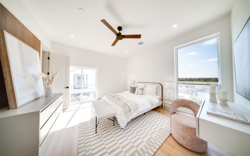 512 N Lancaster Street, Dallas, TX 75203, 3 Bedrooms Bedrooms, ,3 BathroomsBathrooms,Residential,For Sale,512 N Lancaster Street,20968744