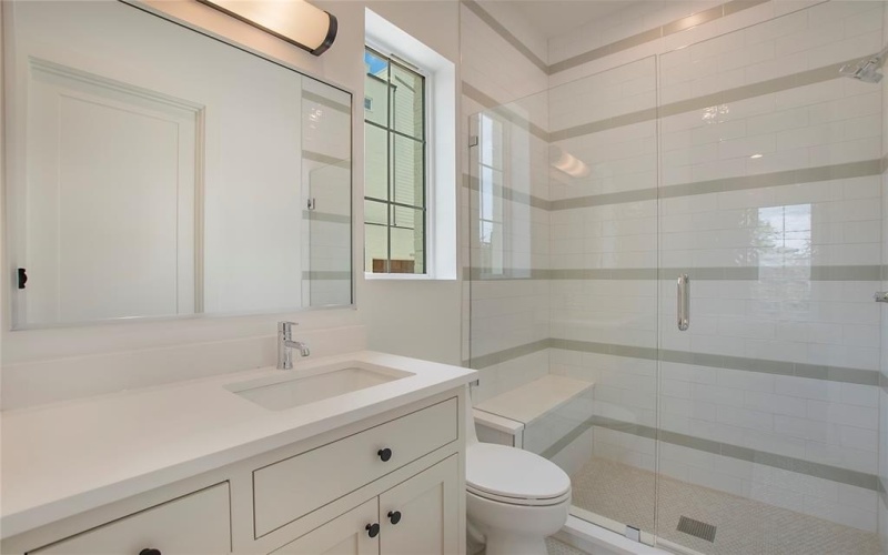 1031 Mobile Street, Dallas, TX 75208, 3 Bedrooms Bedrooms, ,3 BathroomsBathrooms,Residential Lease,For Rent,1031 Mobile Street,20968852