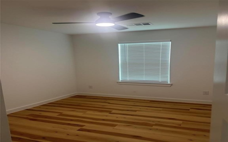 2095 Bourland #B, Greenville, TX 75401, 3 Bedrooms Bedrooms, ,2 BathroomsBathrooms,Residential Lease,For Rent,2095 Bourland,20969041