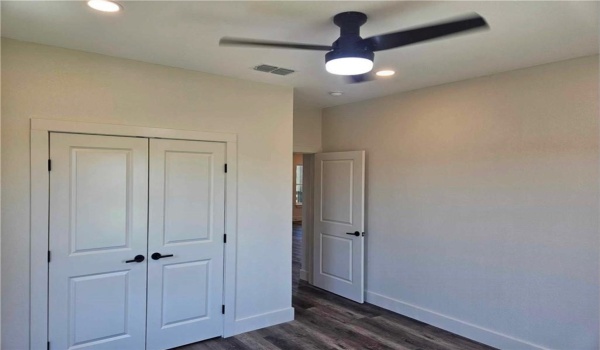 107 N Commercial Street, Aransas Pass, TX 78336, ,Commercial Sale,For Sale,107 N Commercial Street,439282