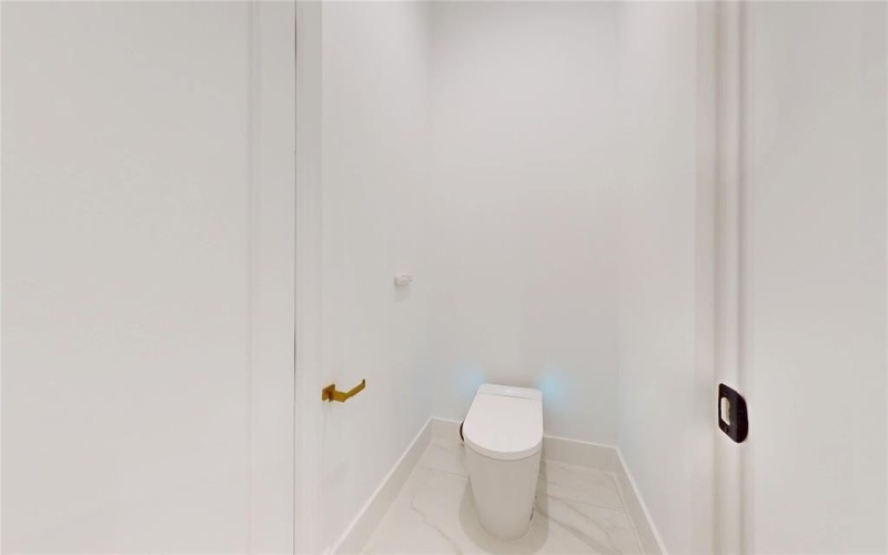 4707 Linnet Lane, Dallas, TX 75209, 6 Bedrooms Bedrooms, ,6 BathroomsBathrooms,Residential,For Sale,4707 Linnet Lane,20969138