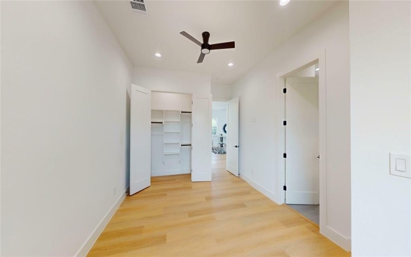 4707 Linnet Lane, Dallas, TX 75209, 6 Bedrooms Bedrooms, ,6 BathroomsBathrooms,Residential,For Sale,4707 Linnet Lane,20969138