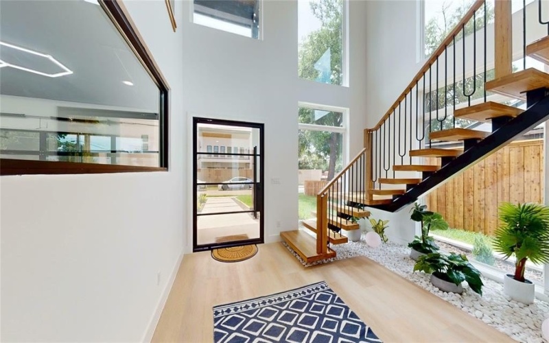 4707 Linnet Lane, Dallas, TX 75209, 6 Bedrooms Bedrooms, ,6 BathroomsBathrooms,Residential,For Sale,4707 Linnet Lane,20969138