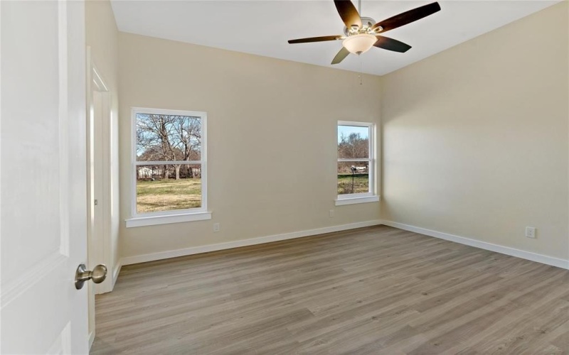 1350 FITZHUGH NE, Paris, TX 75460, 3 Bedrooms Bedrooms, ,2 BathroomsBathrooms,Residential Lease,For Rent,1350 FITZHUGH NE,20969150