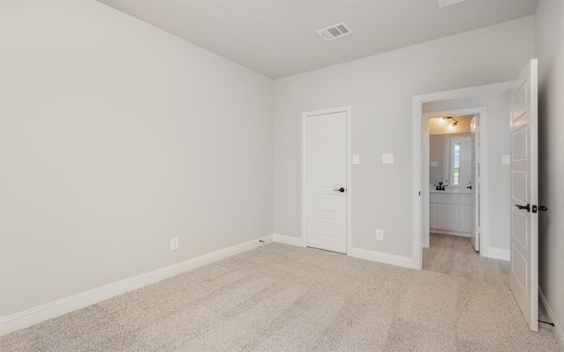 3600 Chaucer Trail, Rowlett, TX 75088, 3 Bedrooms Bedrooms, ,3 BathroomsBathrooms,Residential,For Sale,3600 Chaucer Trail,20969203