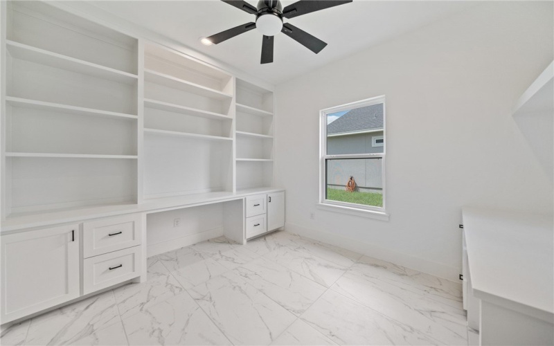 2566 Pacific View, Corpus Christi, TX 78415, 5 Bedrooms Bedrooms, ,5 BathroomsBathrooms,Residential,For Sale,2566 Pacific View,440081