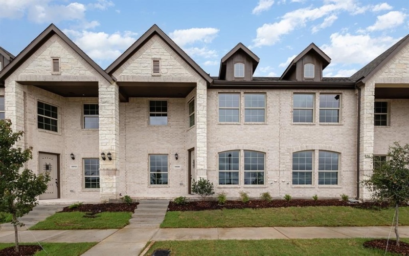 3608 Chaucer Trail, Rowlett, TX 75088, 3 Bedrooms Bedrooms, ,3 BathroomsBathrooms,Residential,For Sale,3608 Chaucer Trail,20969353