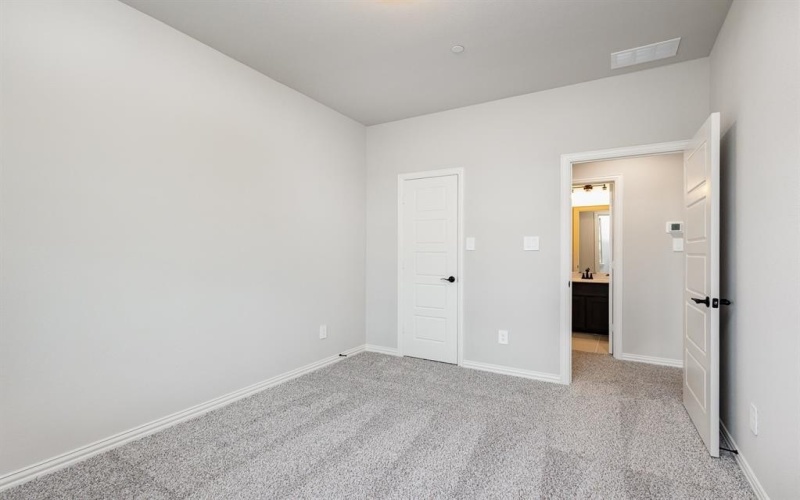 3608 Chaucer Trail, Rowlett, TX 75088, 3 Bedrooms Bedrooms, ,3 BathroomsBathrooms,Residential,For Sale,3608 Chaucer Trail,20969353
