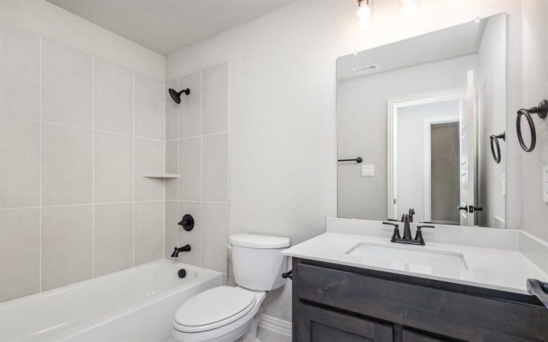 3608 Chaucer Trail, Rowlett, TX 75088, 3 Bedrooms Bedrooms, ,3 BathroomsBathrooms,Residential,For Sale,3608 Chaucer Trail,20969353