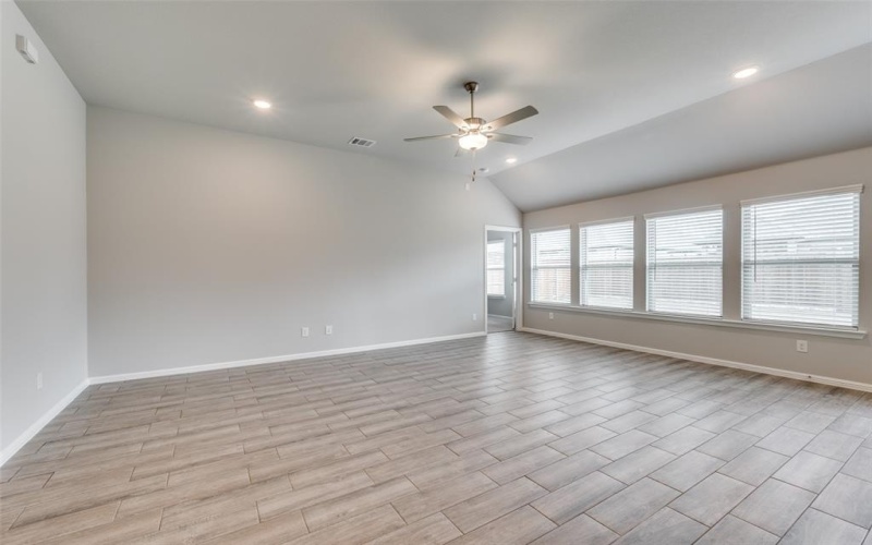 13113 Yellowstone Way, Providence Village, TX 76227, 3 Bedrooms Bedrooms, ,2 BathroomsBathrooms,Residential Lease,For Rent,13113 Yellowstone Way,20969375