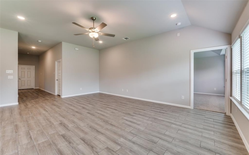 13113 Yellowstone Way, Providence Village, TX 76227, 3 Bedrooms Bedrooms, ,2 BathroomsBathrooms,Residential Lease,For Rent,13113 Yellowstone Way,20969375