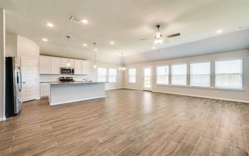 13180 Zion Crossing, Providence Village, TX 76227, 4 Bedrooms Bedrooms, ,3 BathroomsBathrooms,Residential Lease,For Rent,13180 Zion Crossing,20969381