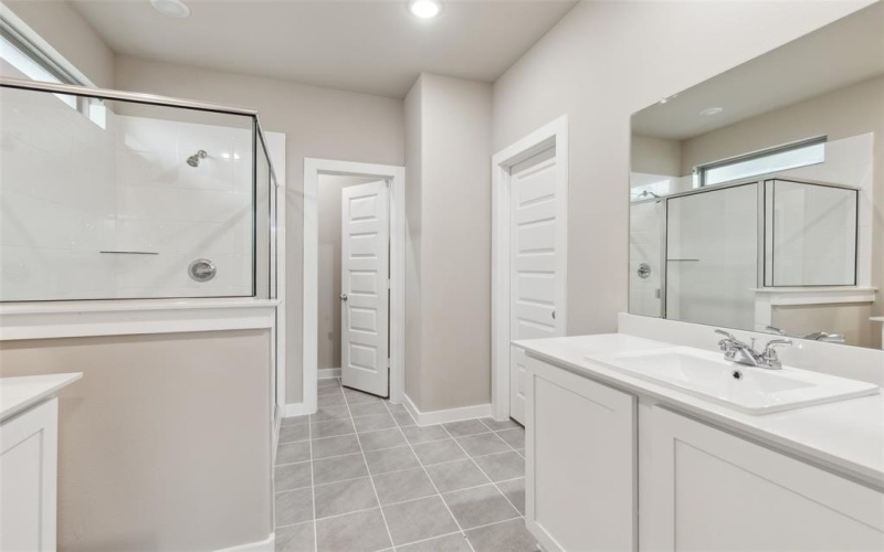 1005 London Town Lane, McKinney, TX 75071, 4 Bedrooms Bedrooms, ,3 BathroomsBathrooms,Residential,For Sale,1005 London Town Lane,20969383