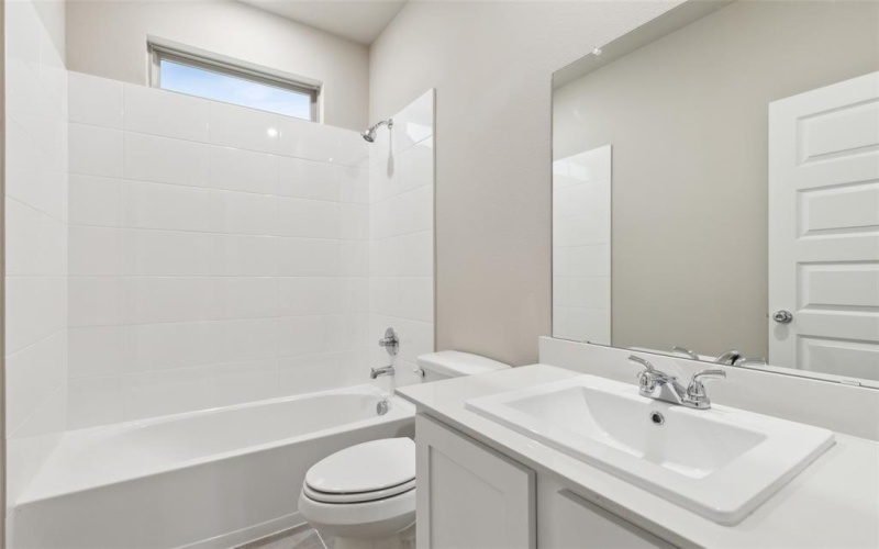 1005 London Town Lane, McKinney, TX 75071, 4 Bedrooms Bedrooms, ,3 BathroomsBathrooms,Residential,For Sale,1005 London Town Lane,20969383
