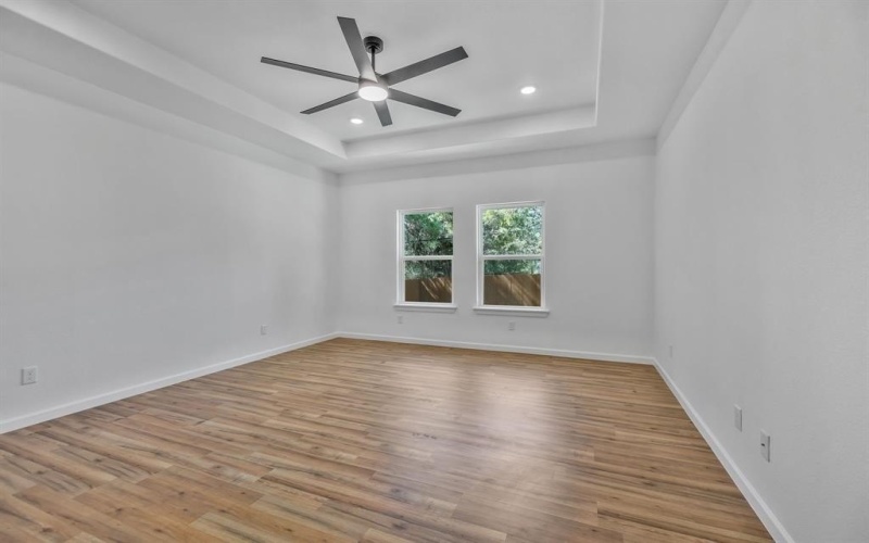 2617 Hillside Drive, Granbury, TX 76048, 3 Bedrooms Bedrooms, ,2 BathroomsBathrooms,Residential,For Sale,2617 Hillside Drive,20969411