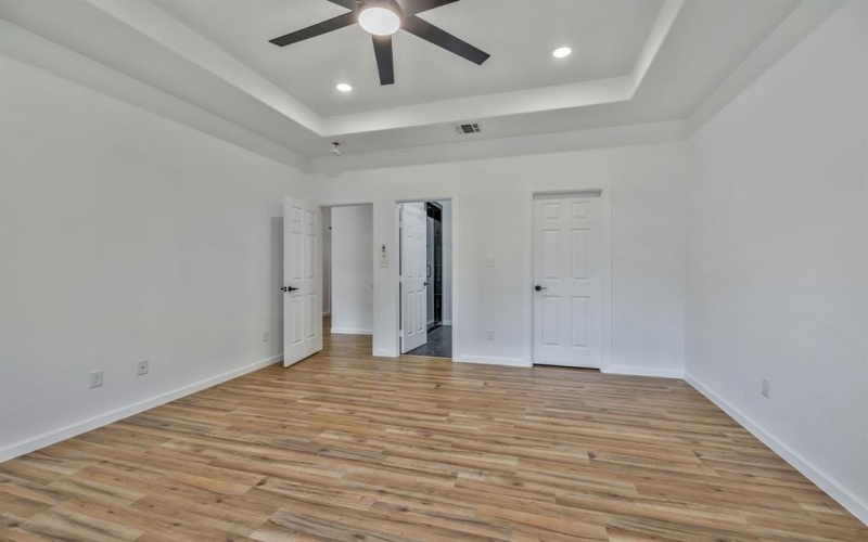 2617 Hillside Drive, Granbury, TX 76048, 3 Bedrooms Bedrooms, ,2 BathroomsBathrooms,Residential,For Sale,2617 Hillside Drive,20969411