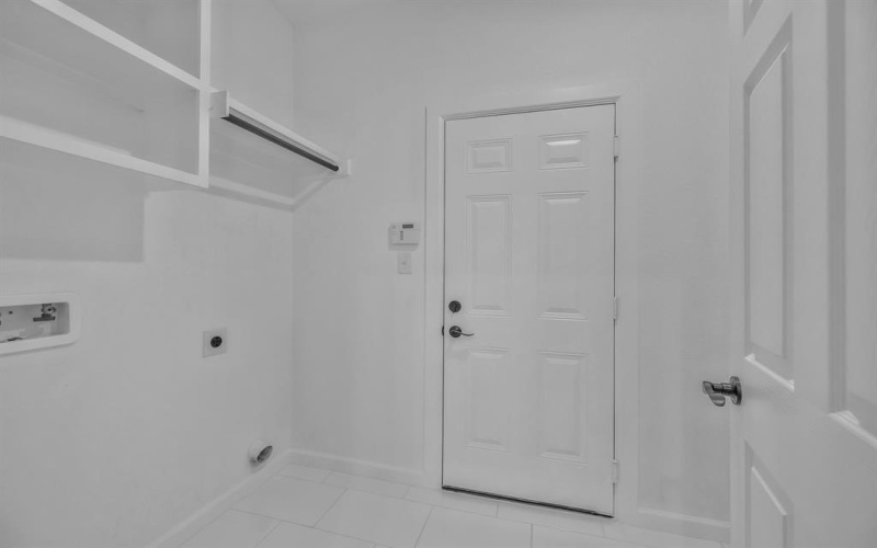 2617 Hillside Drive, Granbury, TX 76048, 3 Bedrooms Bedrooms, ,2 BathroomsBathrooms,Residential,For Sale,2617 Hillside Drive,20969411