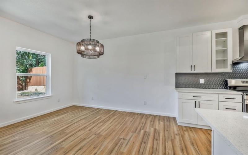 2617 Hillside Drive, Granbury, TX 76048, 3 Bedrooms Bedrooms, ,2 BathroomsBathrooms,Residential,For Sale,2617 Hillside Drive,20969411