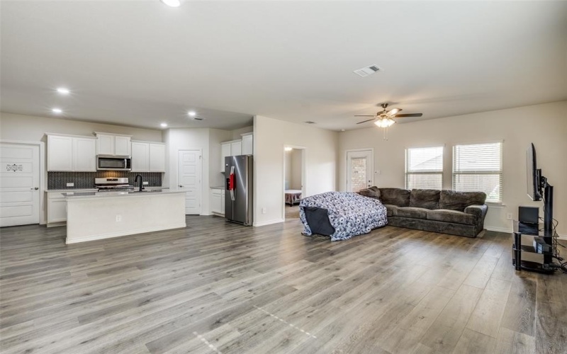 9804 Cherrywood Way, Aubrey, TX 76227, 4 Bedrooms Bedrooms, ,2 BathroomsBathrooms,Residential Lease,For Rent,9804 Cherrywood Way,20969483
