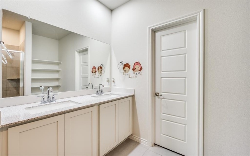 9804 Cherrywood Way, Aubrey, TX 76227, 4 Bedrooms Bedrooms, ,2 BathroomsBathrooms,Residential Lease,For Rent,9804 Cherrywood Way,20969483