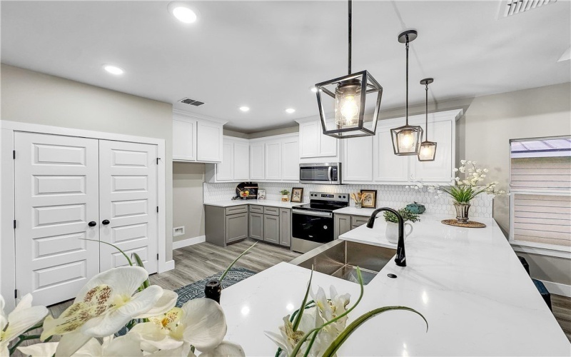 217 Las Palmas Drive, Corpus Christi, TX 78418, 3 Bedrooms Bedrooms, ,2 BathroomsBathrooms,Residential,For Sale,217 Las Palmas Drive,440394