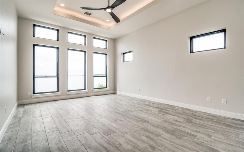 18023 Lake Ray Hubbard Drive, Forney, TX 75126, 5 Bedrooms Bedrooms, ,6 BathroomsBathrooms,Residential,For Sale,18023 Lake Ray Hubbard Drive,20969609