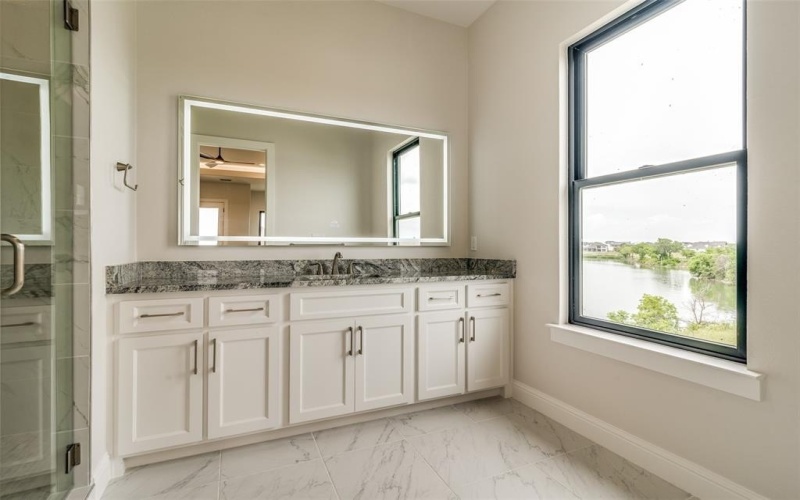 18023 Lake Ray Hubbard Drive, Forney, TX 75126, 5 Bedrooms Bedrooms, ,6 BathroomsBathrooms,Residential,For Sale,18023 Lake Ray Hubbard Drive,20969609