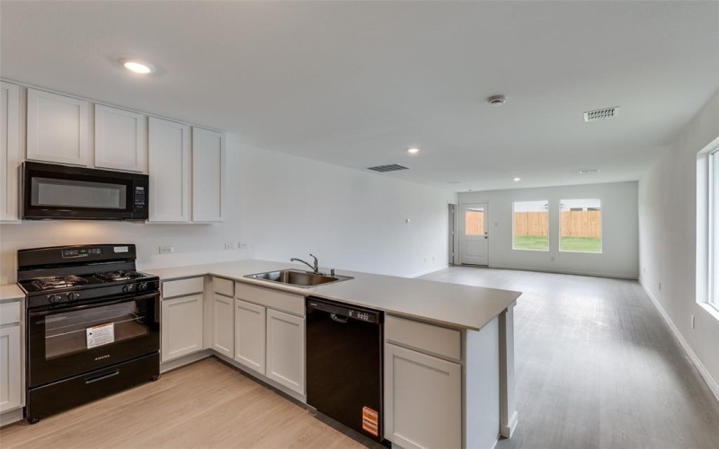 827 Madrono Drive, Princeton, TX 75407, 3 Bedrooms Bedrooms, ,2 BathroomsBathrooms,Residential Lease,For Rent,827 Madrono Drive,20969671