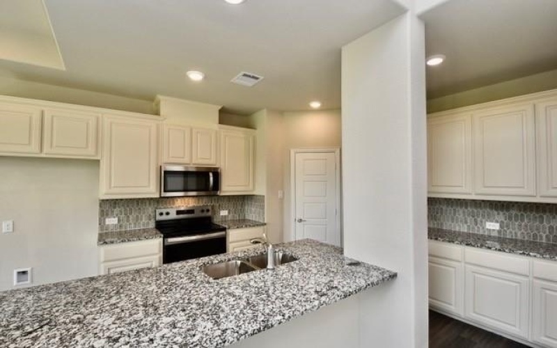 2604 Donella Drive, Denton, TX 76207, 4 Bedrooms Bedrooms, ,3 BathroomsBathrooms,Residential,For Sale,2604 Donella Drive,20963534