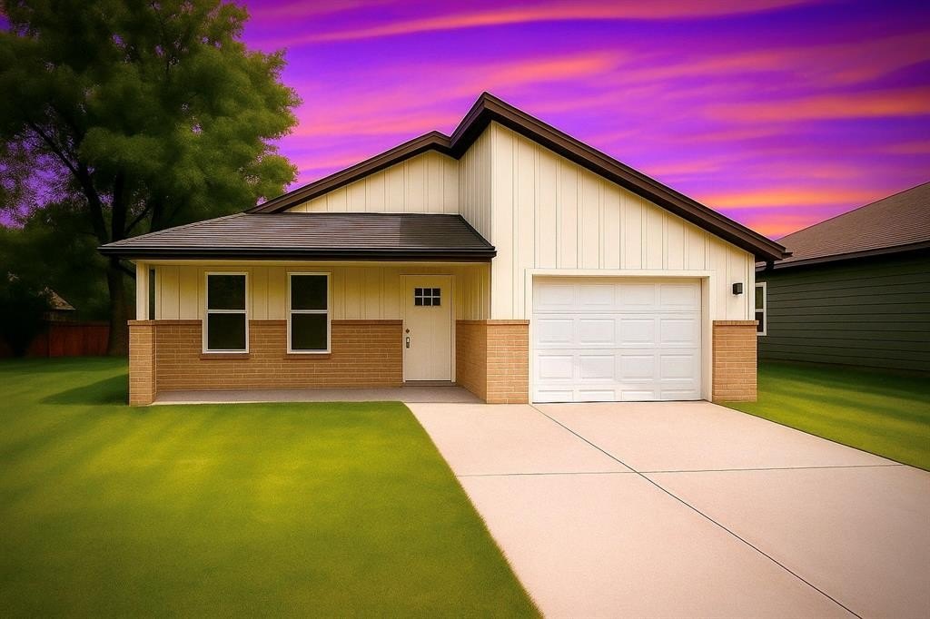 2308 POLK, Greenville, TX 75401, 3 Habitaciones Habitaciones , ,2 BañosBaños,Residential,En Venta,2308 POLK,20964399