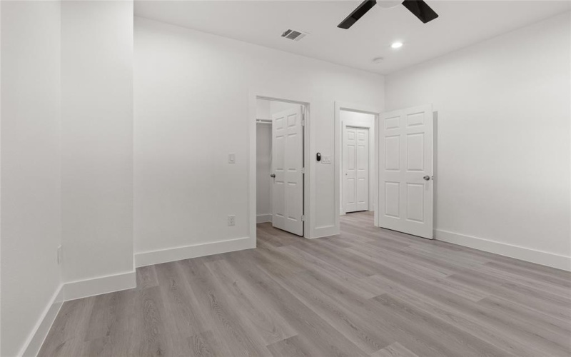 403 S Kentucky Street, McKinney, TX 75069, 4 Bedrooms Bedrooms, ,3 BathroomsBathrooms,Residential,For Sale,403 S Kentucky Street,20965001