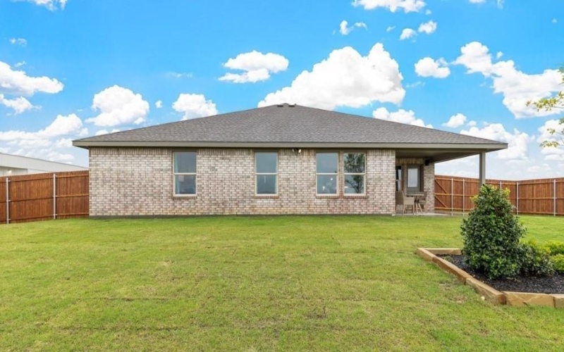 1266 QUARTZITE Street, Cedar Hill, TX 75104, 4 Bedrooms Bedrooms, ,2 BathroomsBathrooms,Residential,For Sale,1266 QUARTZITE Street,20967577