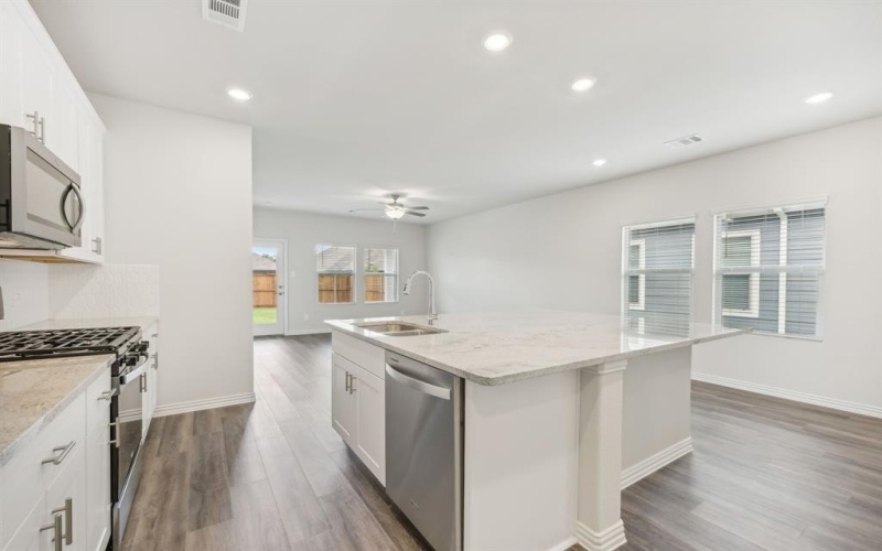 107 Greenbriar Drive, Princeton, TX 75071, 3 Bedrooms Bedrooms, ,2 BathroomsBathrooms,Residential,For Sale,107 Greenbriar Drive,20967649