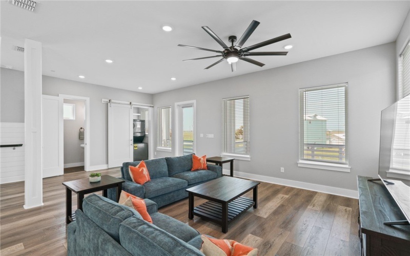 162 La Concha Boulevard unit: 31 #31, Port Aransas, TX 78373, 4 Bedrooms Bedrooms, ,3 BathroomsBathrooms,Residential,For Sale,162 La Concha Boulevard unit: 31,441215