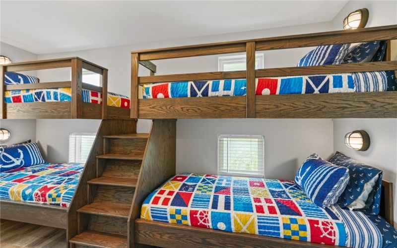 162 La Concha Boulevard unit: 31 #31, Port Aransas, TX 78373, 4 Bedrooms Bedrooms, ,3 BathroomsBathrooms,Residential,For Sale,162 La Concha Boulevard unit: 31,441215