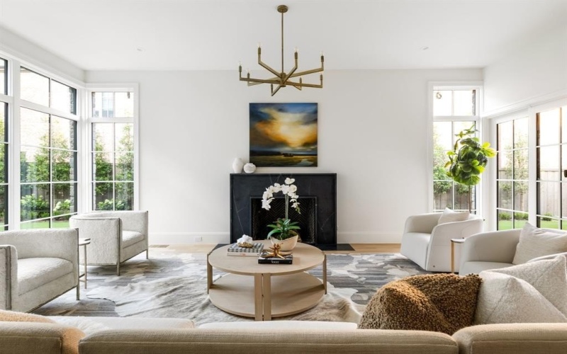 3725 Stratford Avenue, Highland Park, TX 75205, 5 Bedrooms Bedrooms, ,7 BathroomsBathrooms,Residential,For Sale,3725 Stratford Avenue,20968285