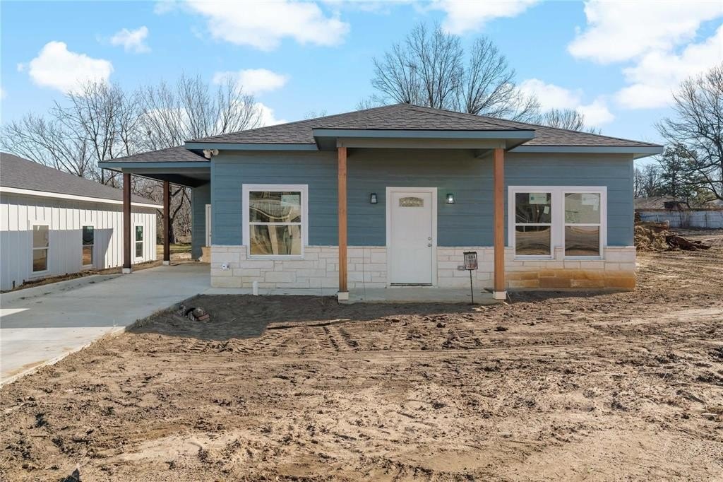 1410 FITZHUGH AVENUE, Paris, TX 75460, 3 Habitaciones Habitaciones , ,2 BañosBaños,Residential Lease,En Alquiler,1410 FITZHUGH AVENUE,20968418