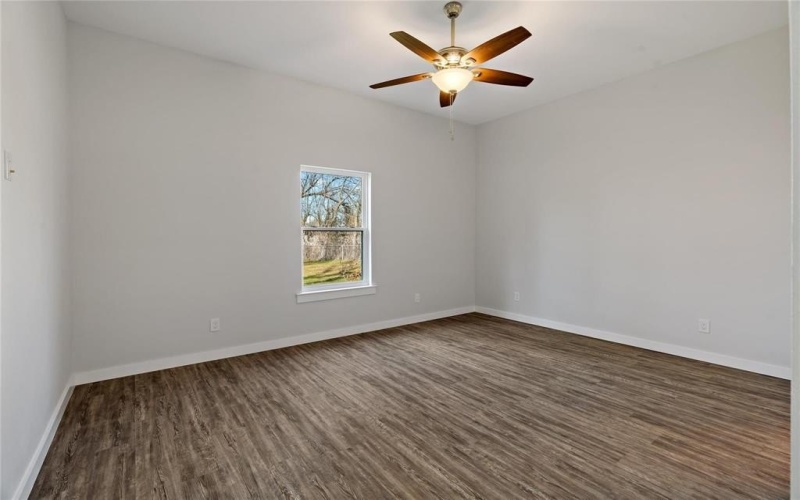1410 FITZHUGH AVENUE, Paris, TX 75460, 3 Habitaciones Habitaciones , ,2 BañosBaños,Residential Lease,En Alquiler,1410 FITZHUGH AVENUE,20968418