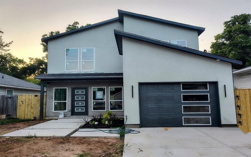 2417 Felton Court, Dallas, TX 75215, 4 Bedrooms Bedrooms, ,3 BathroomsBathrooms,Residential,For Sale,2417 Felton Court,20968465