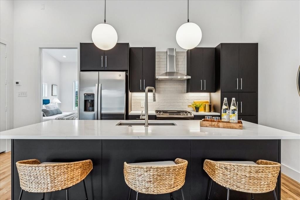 2138 Lovedale Avenue #102, Dallas, TX 75235, 2 Habitaciones Habitaciones , ,2 BañosBaños,Residential,En Venta,2138 Lovedale Avenue,20968471