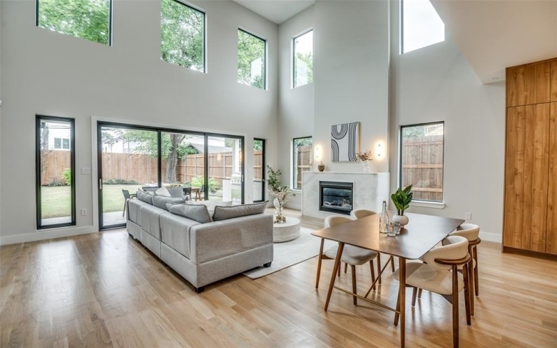 2018 Euclid Avenue, Dallas, TX 75206, 6 Bedrooms Bedrooms, ,5 BathroomsBathrooms,Residential,For Sale,2018 Euclid Avenue,20968517
