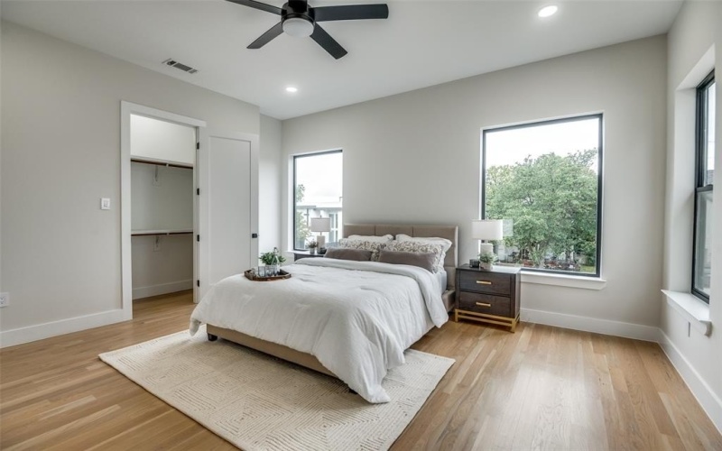 2018 Euclid Avenue, Dallas, TX 75206, 6 Bedrooms Bedrooms, ,5 BathroomsBathrooms,Residential,For Sale,2018 Euclid Avenue,20968517