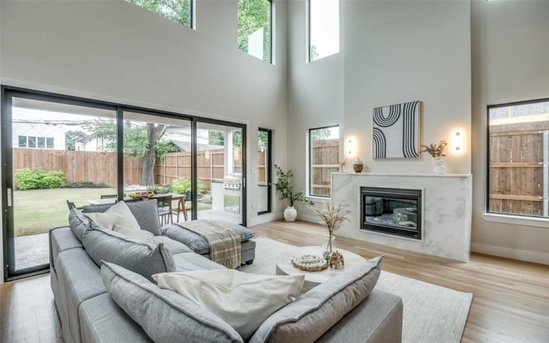 2018 Euclid Avenue, Dallas, TX 75206, 6 Bedrooms Bedrooms, ,5 BathroomsBathrooms,Residential,For Sale,2018 Euclid Avenue,20968517