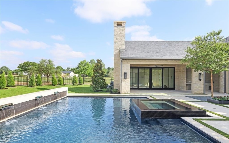 2644 Magnolia Circle, Westlake, TX 76262, 4 Bedrooms Bedrooms, ,5 BathroomsBathrooms,Residential,For Sale,2644 Magnolia Circle,20968607