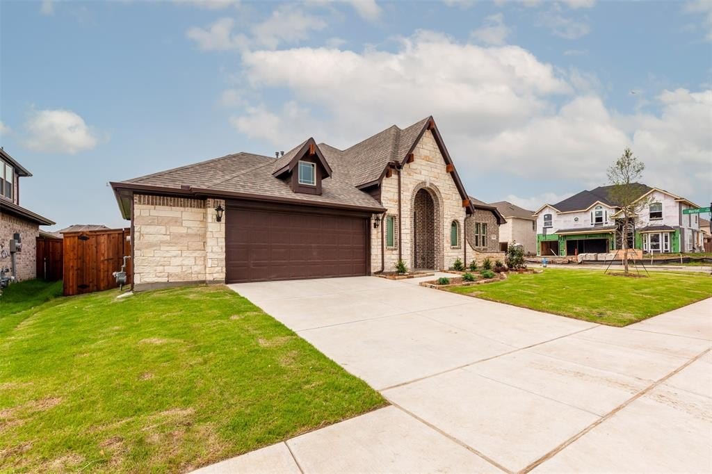 1304 Lancaster Drive, McKinney, TX 75071, 4 Bedrooms Bedrooms, ,3 BathroomsBathrooms,Residential,For Sale,1304 Lancaster Drive,20969814